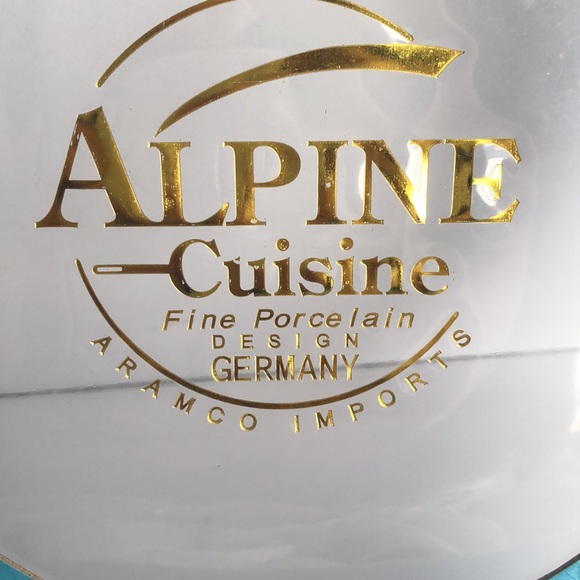 Alpine Cuisine Fine Porcelain coffee and Tea Set - Picture 3 of 4